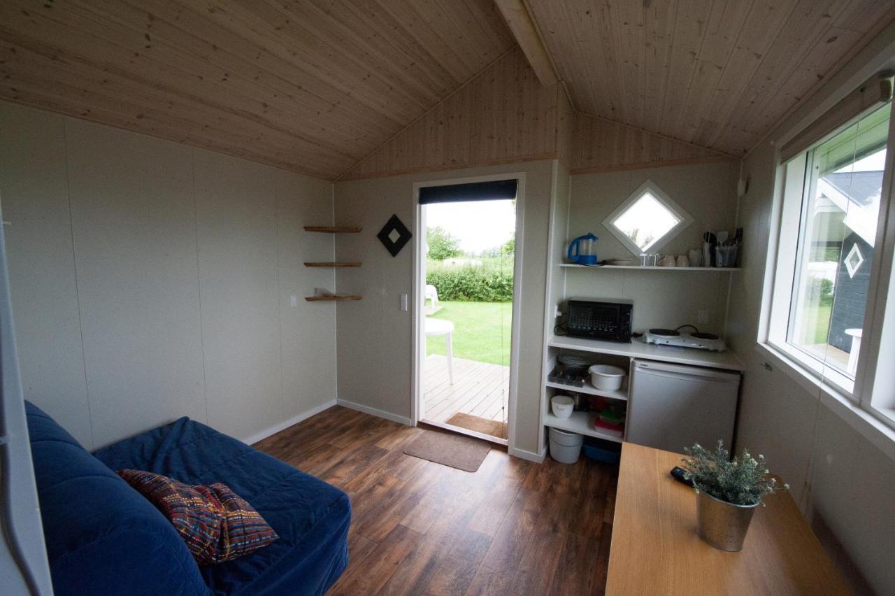 Vesterlyng Camping And Cottages Follenslev Room photo